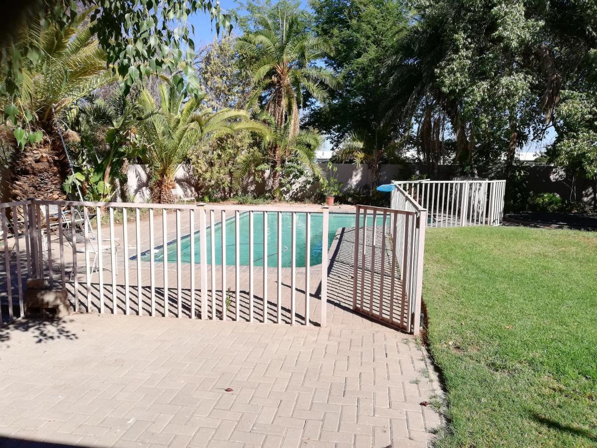 Anandi Guesthouse Mariental Luaran gambar
